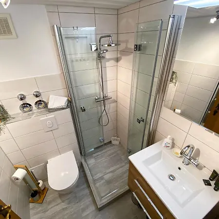 Apartament Sabine *
